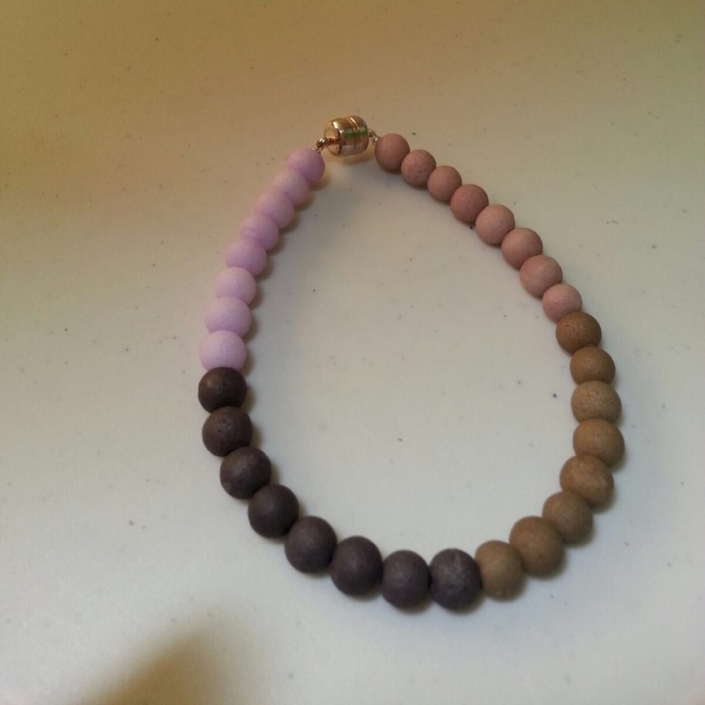 Ombré glass bead bracelet